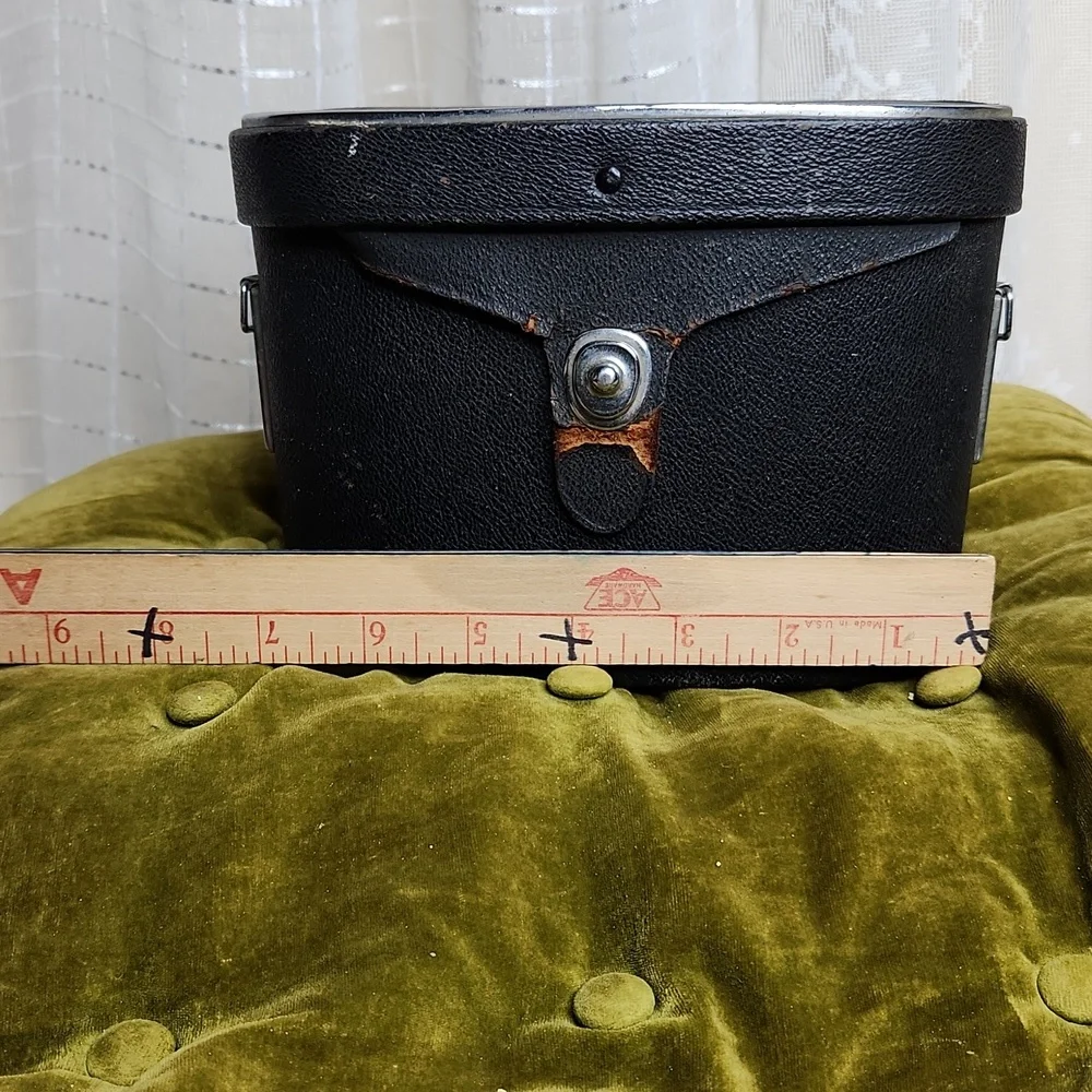 Vintage Sans & Streiffe 7x35 Extra Wide Angle U.V. Coated Model 979 Binoculars